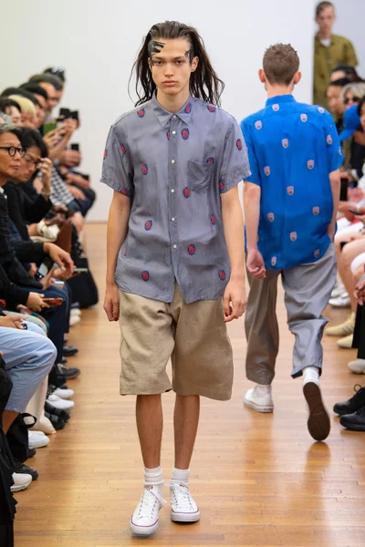 Look 26